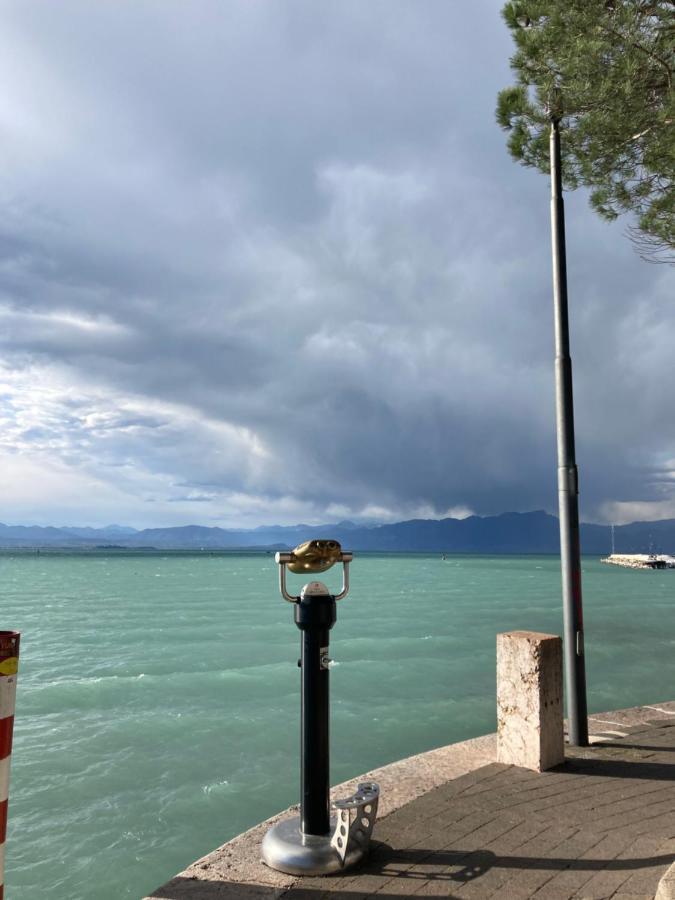 Garda Art&Lake Peschiera del Garda Exterior foto
